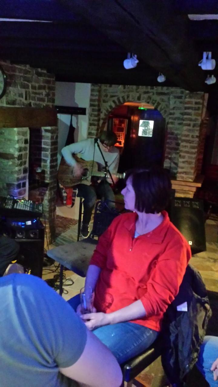 The Cabin Saracens Head 查珀尔圣伦纳兹 外观 照片