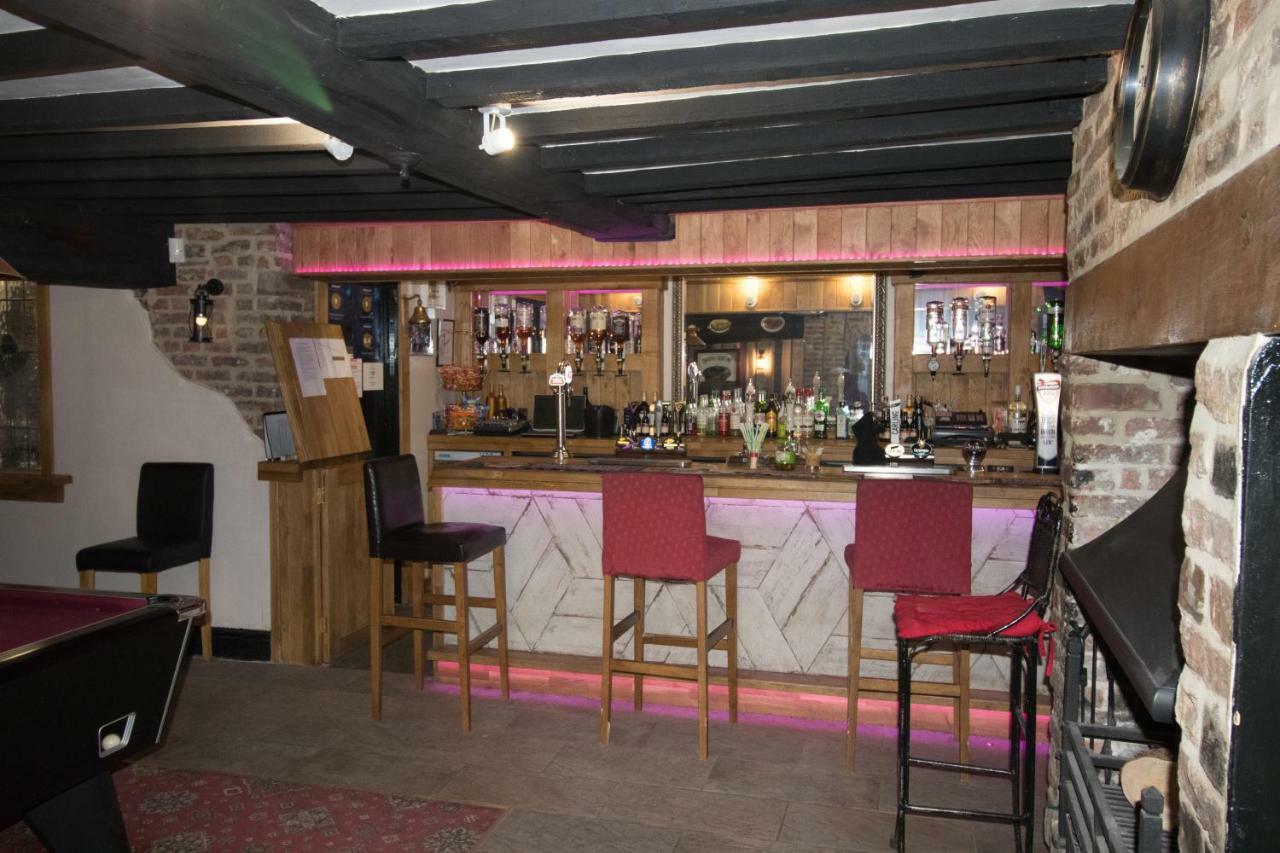 The Cabin Saracens Head 查珀尔圣伦纳兹 外观 照片
